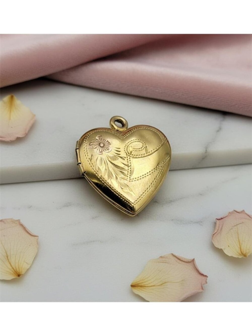 VTG. 10K Yellow Gold And Sterling Silver Frame Embossed Heart Locket Pendant 1"